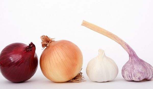 Garlic Goodness: Aromatic Herb for Blood Pressure